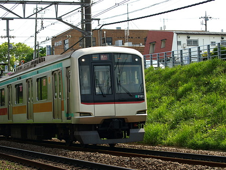 東急5000系(つくし野駅付近)