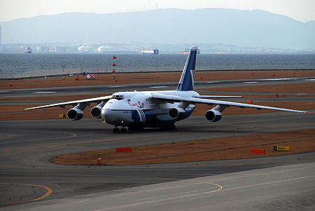 An-124(ポリョート航空)